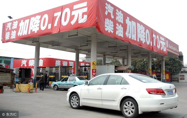 私营加油站92号汽油4块多一升，中石油7块多一升，有什么区别吗？