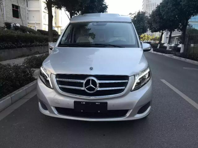 奔驰am260商务之王家用接待舒适更豪华