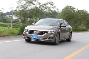 还是熟悉的味道 试驾新款帕萨特330TSI