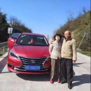 车主故事 | 虽有磨难但心向美好，两位旅居老人的“逸”样精彩生活！