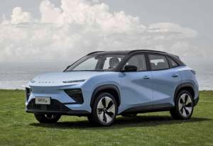 奇瑞新能源中型纯电SUV eQ7 即将首发亮相上海车展