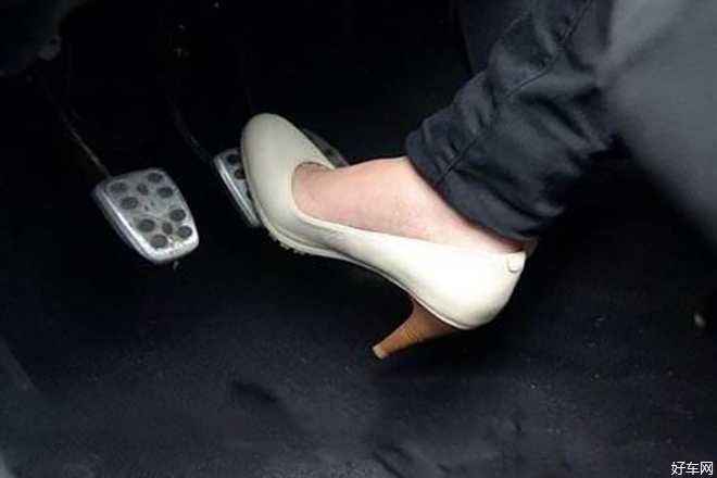 女司机出征寸草不生 除了心态这些习惯也很重要