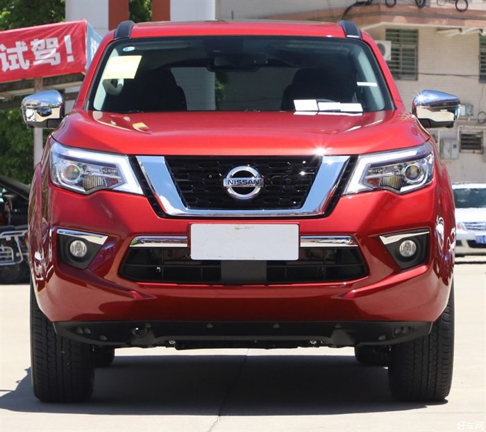 这才是日系硬派SUV！车身4882mm仅16.98万，比哈弗H9还便宜